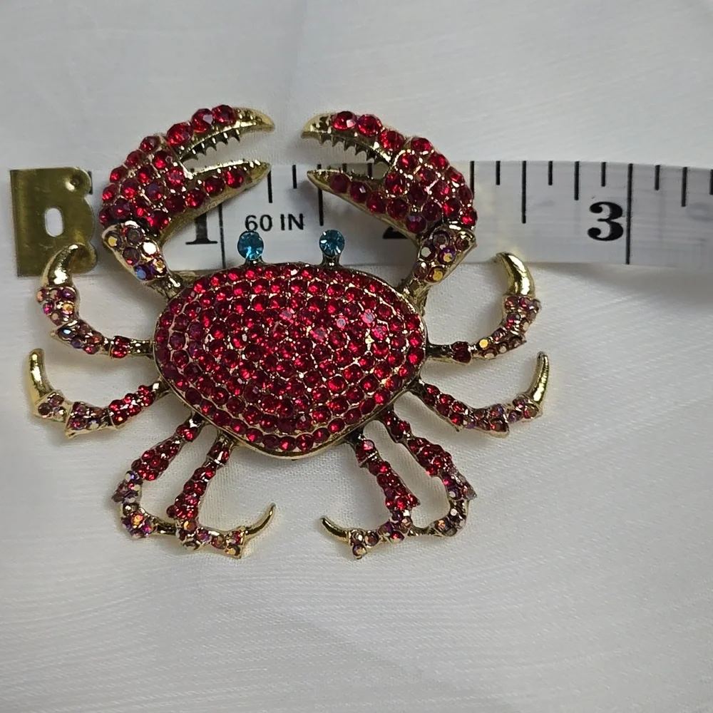 Fanciful Red Rhibestone Crab Brooch - Picture 5 of 5